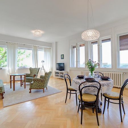 Nosislav Apartments Bagian luar foto