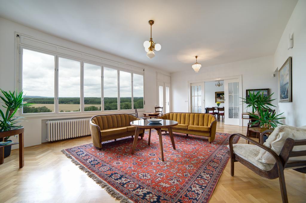 Nosislav Apartments Bagian luar foto